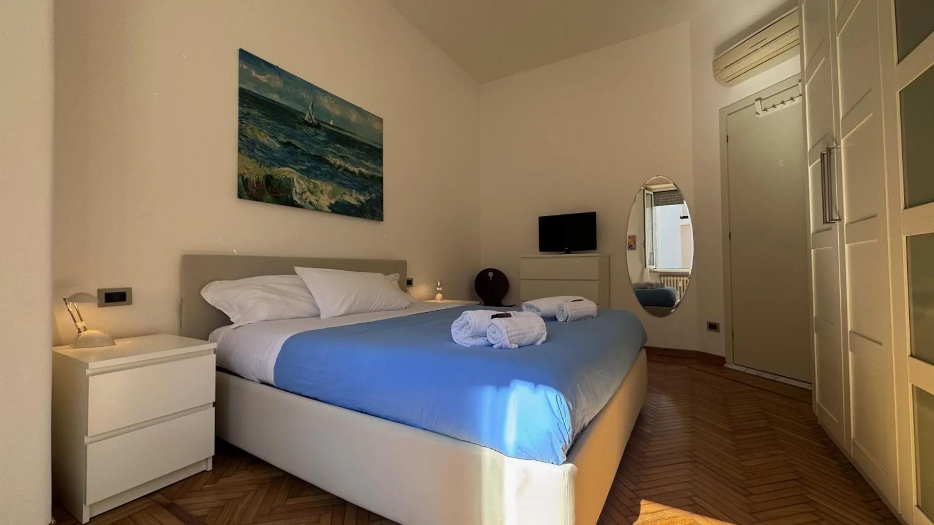 Bright Apartment With Balcony In Corso Xxii Marzo Milan 0*,  Italie
